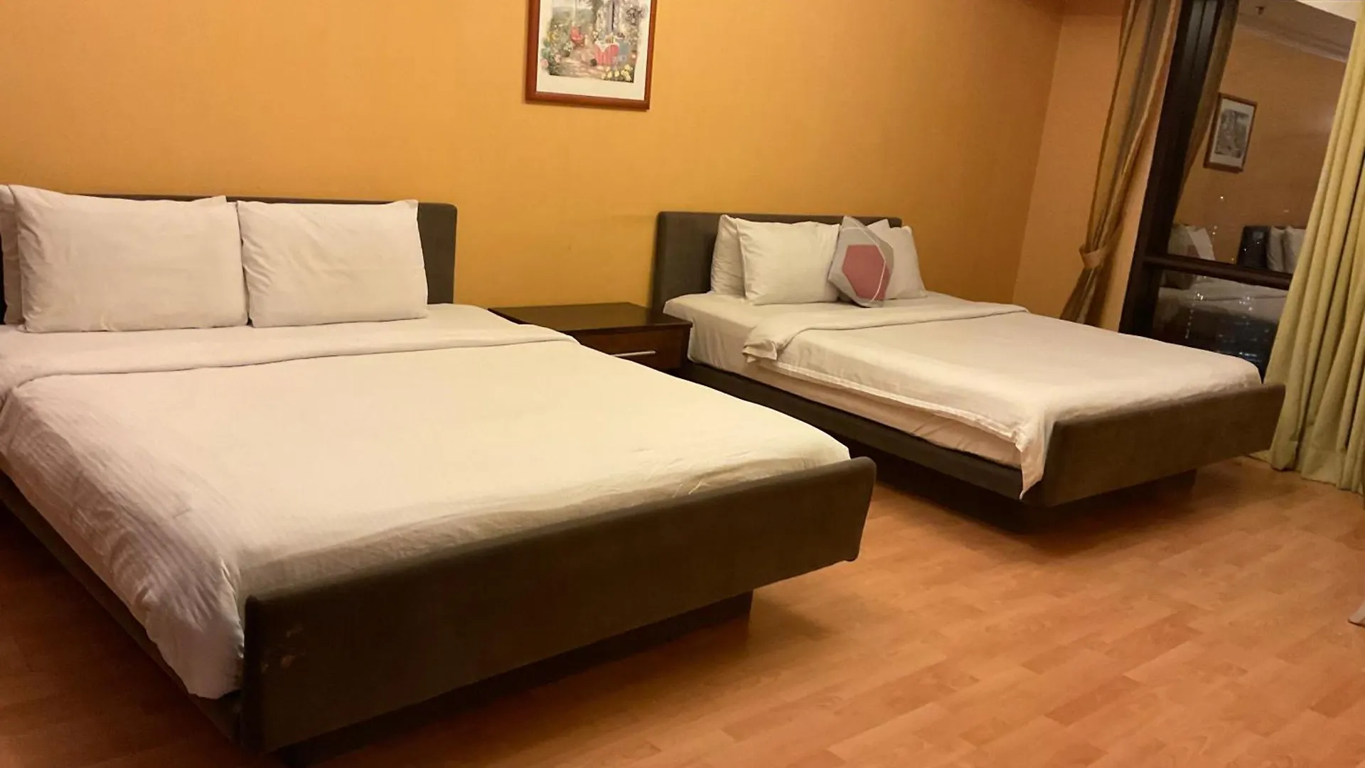 Regal Service Suite At Times Square, 쿠알라룸푸르 말레이시아